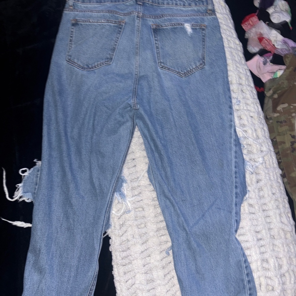 Jeans - Picture 2 of 2